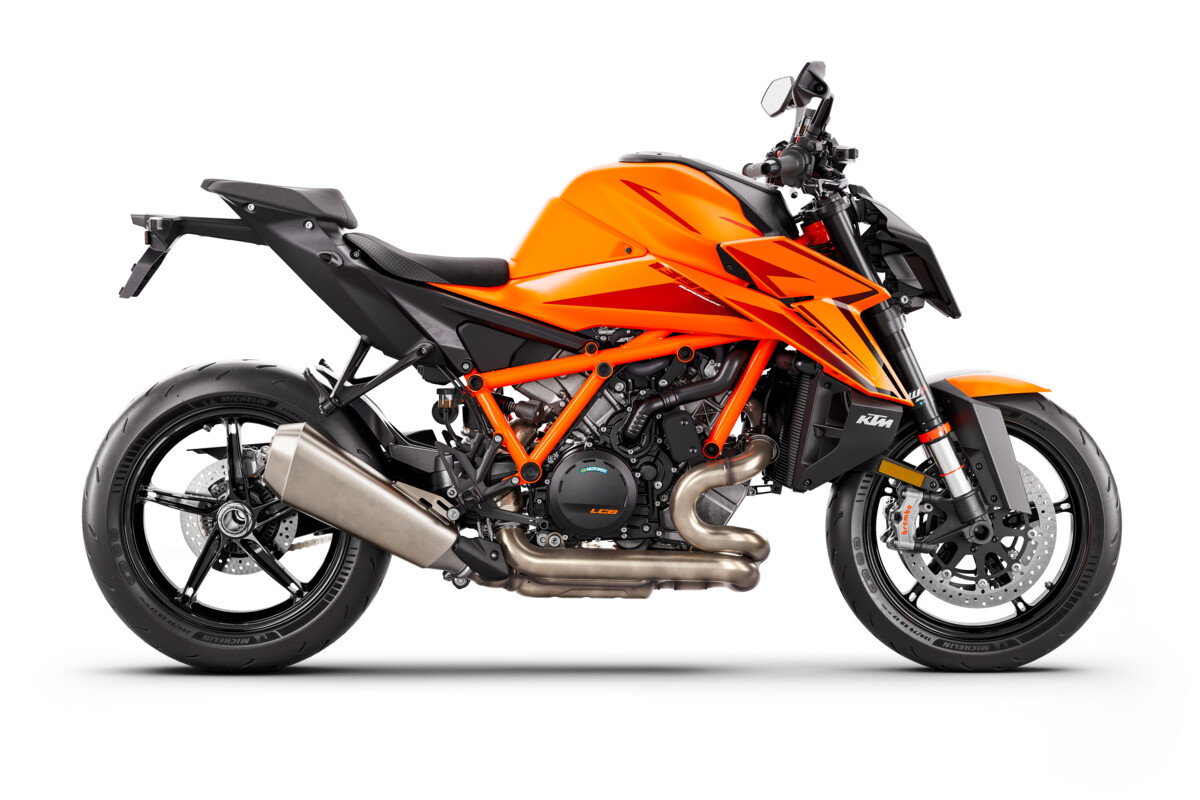 KTM 1390 SUPER DUKE R_EVO-4